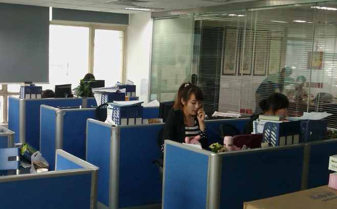 从图纸到量产：非标工业塑胶件加工的全流程解析